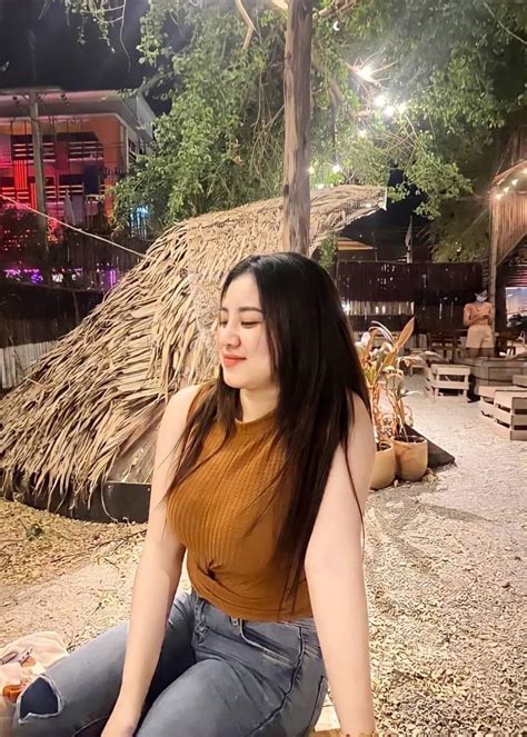 Escort girls Bahrain .